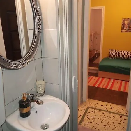 Up To 5 Guests - Cosy Apt In The Center! Apartment *