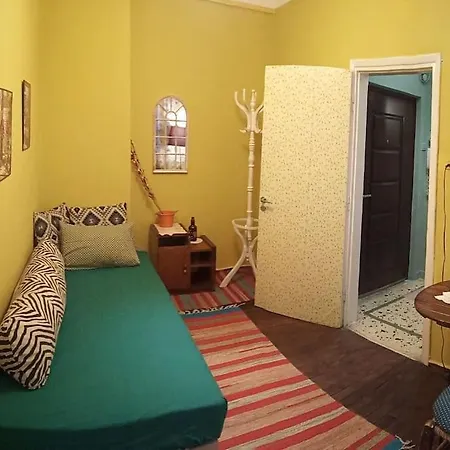 Apartment Up To 5 Guests - Cosy Apt In The Center!